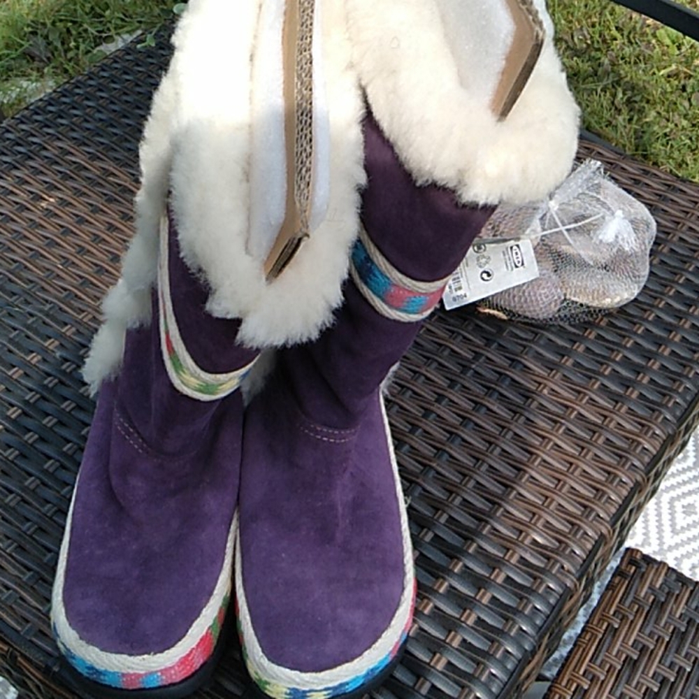Suede boots